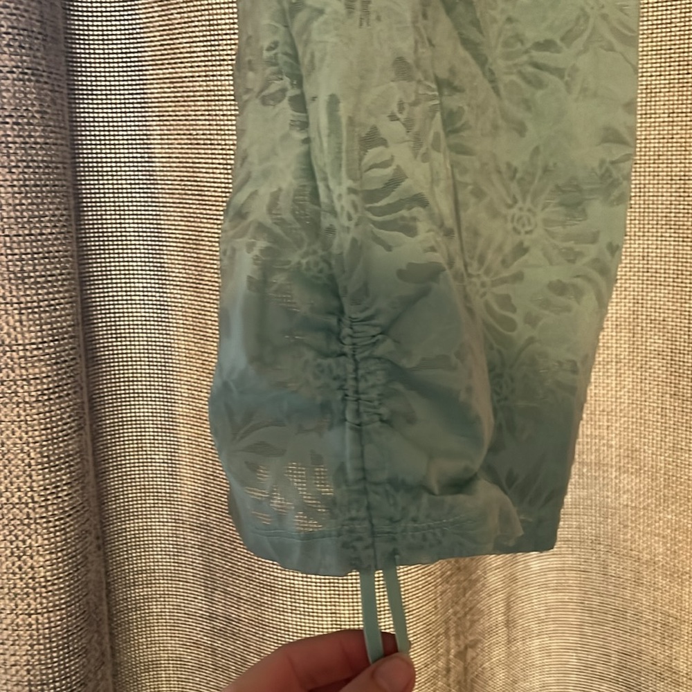 Fabletics top - Picture 2 of 4